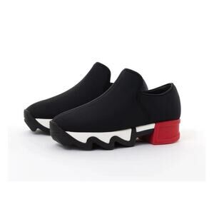 iRi WES I Black Red Low Top Sneaker